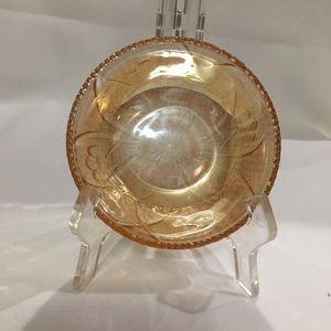 "Iris & Herringbone" Depression Glass Berry Bowl